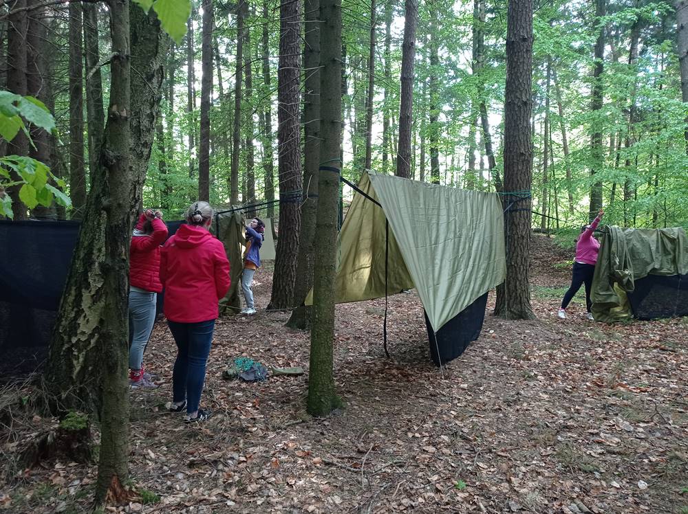 Letnia Kuchnia organise une nuit en forêt pour un événement féminin